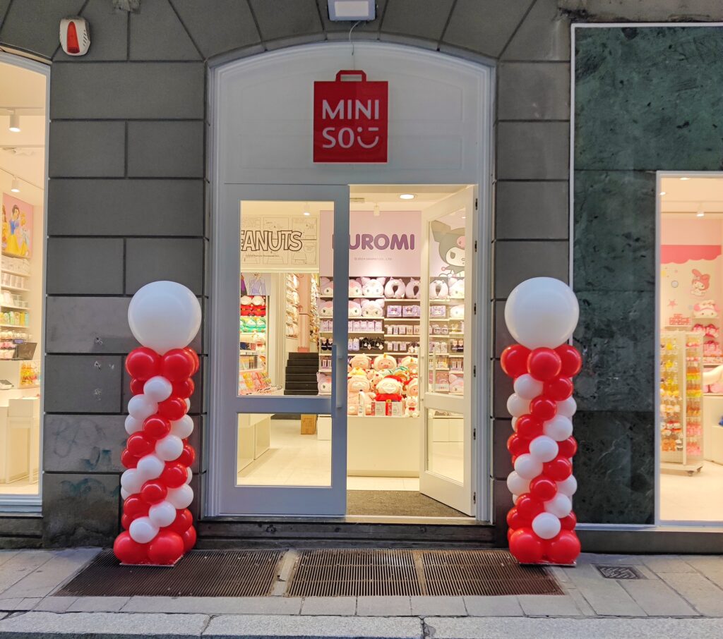 Decorazione con palloncini realizzata da ArteXenia — progetto 08