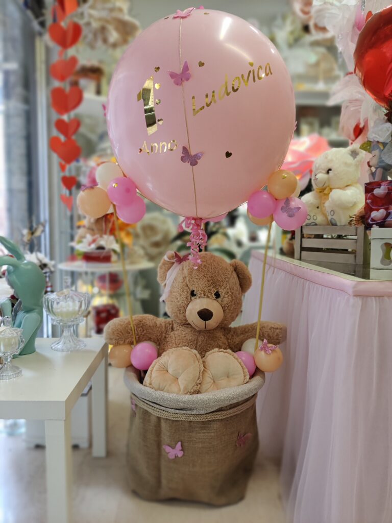 Decorazione con palloncini realizzata da ArteXenia — progetto 45