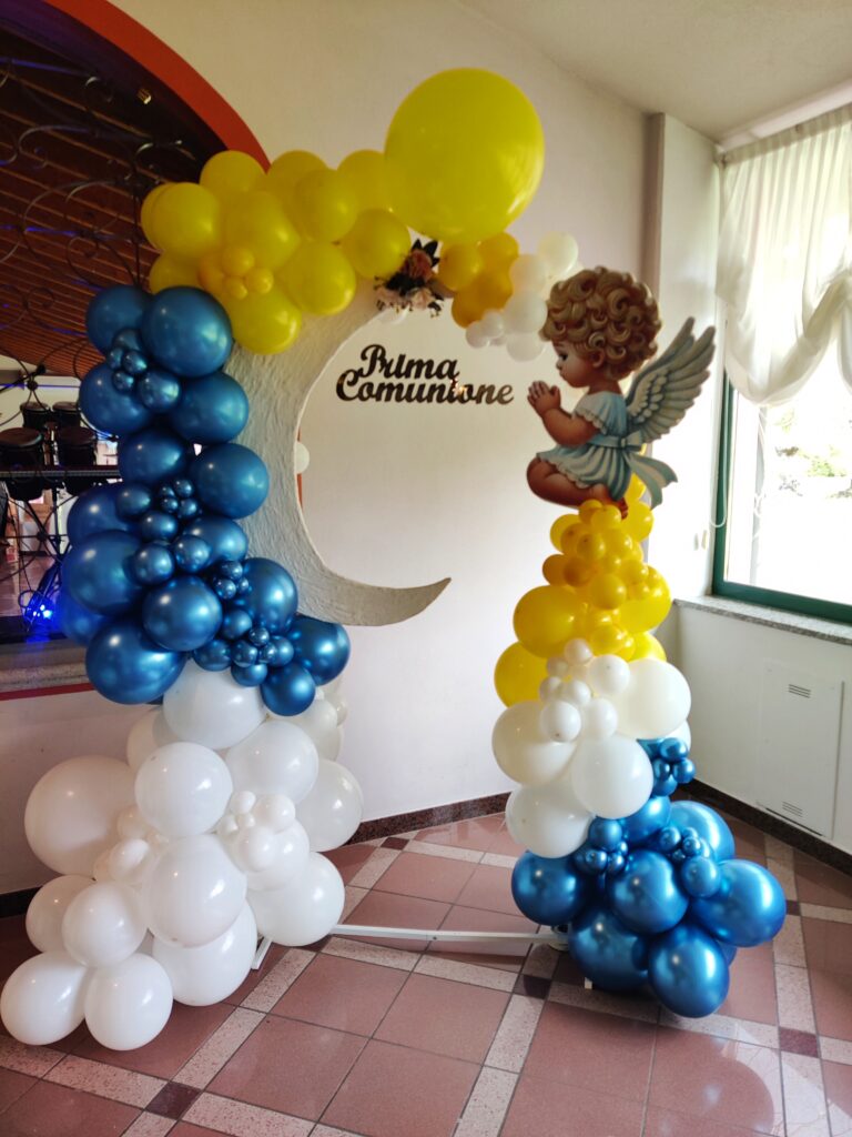Decorazione con palloncini realizzata da ArteXenia — progetto 11