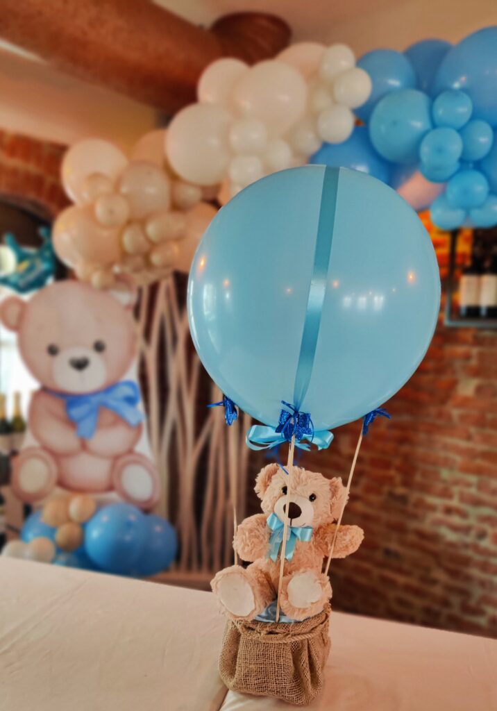 Decorazione con palloncini realizzata da ArteXenia — progetto 84