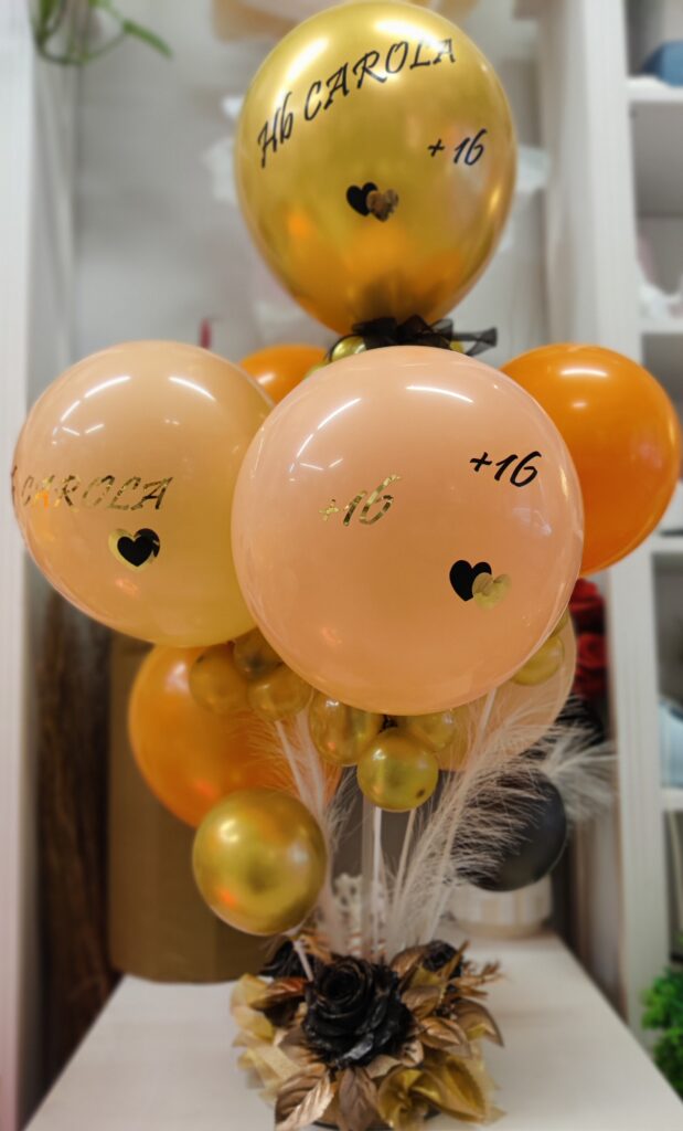 Decorazione con palloncini realizzata da ArteXenia — progetto 77