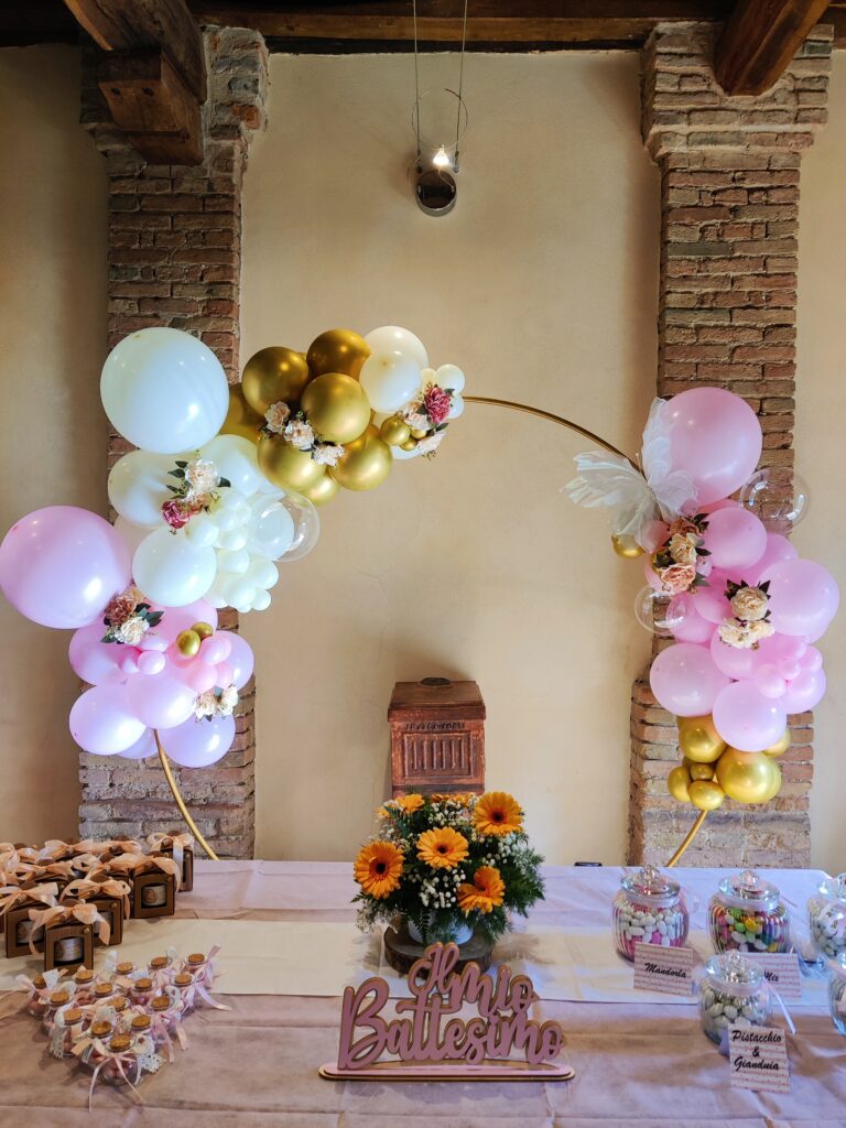 Decorazione con palloncini realizzata da ArteXenia — progetto 12