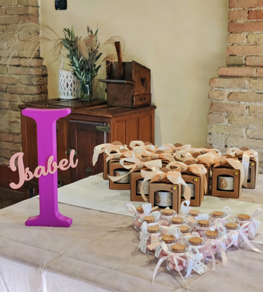 Bomboniera artigianale personalizzata realizzata da Oxana — opera 103