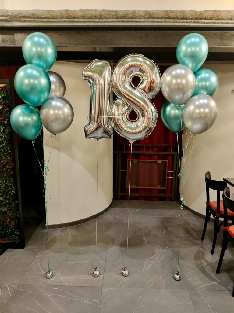 Decorazione con palloncini realizzata da Oxana — opera 89